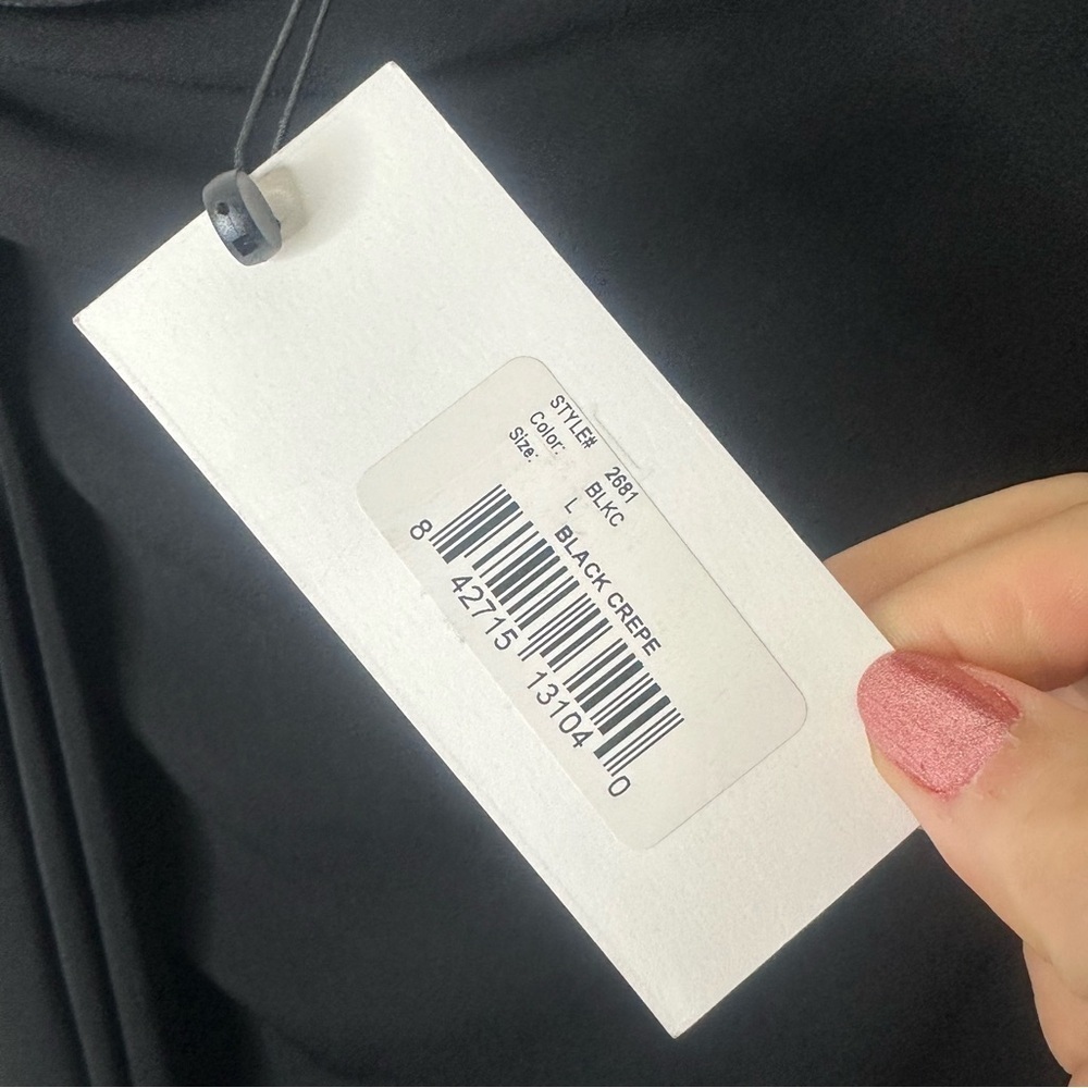 🆕 LEOTA Black Crepe dress with drap Women's Dress Size large - Picture 4 of 10